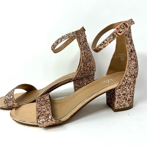 J. Adam’s Daisy Champagne Glitter block heel sandals 8 - Picture 2 of 10